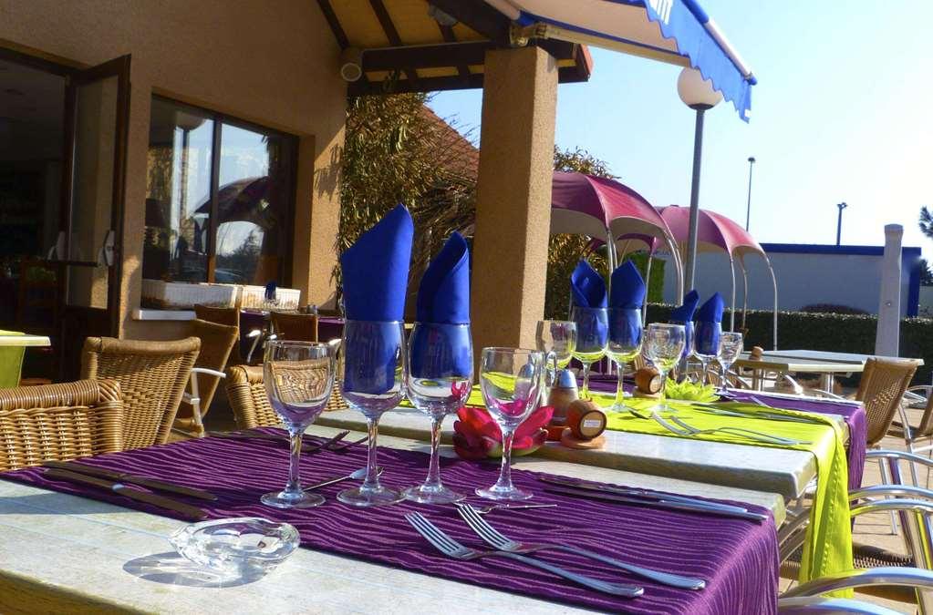 Le Roxane Hotel Saint-Laurent-des-Vignes Étterem fotó