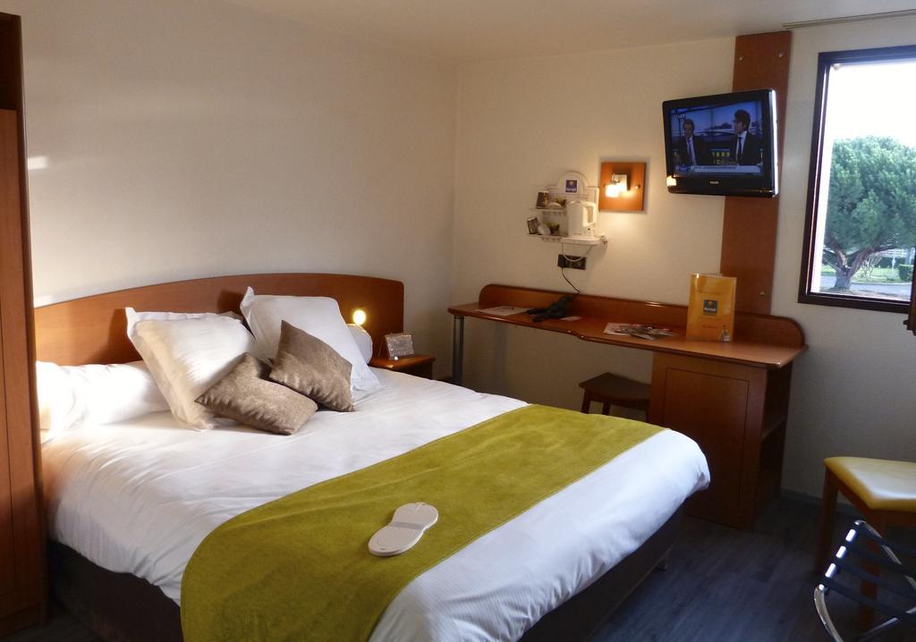 Le Roxane Hotel Saint-Laurent-des-Vignes Kültér fotó
