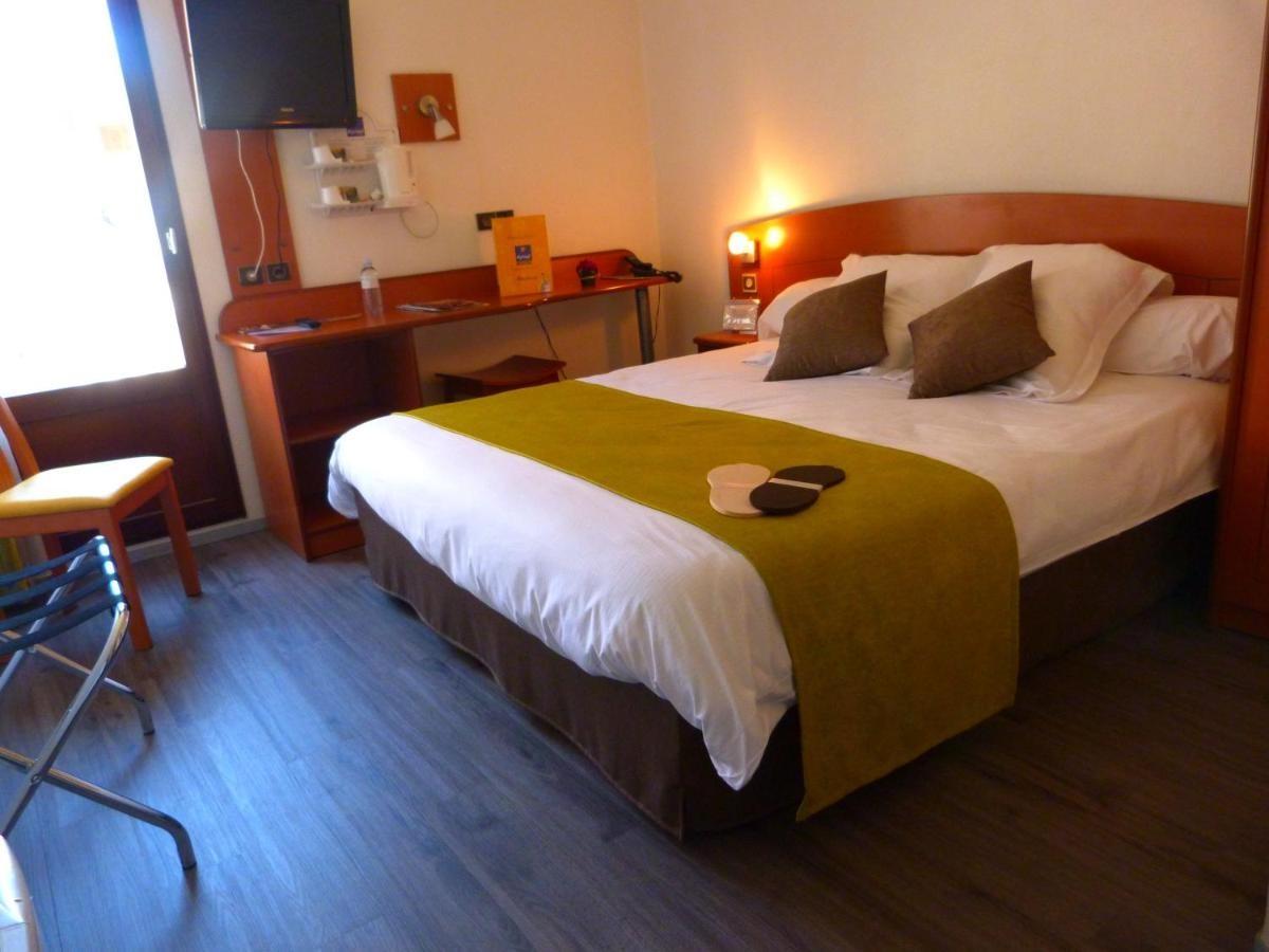 Le Roxane Hotel Saint-Laurent-des-Vignes Kültér fotó