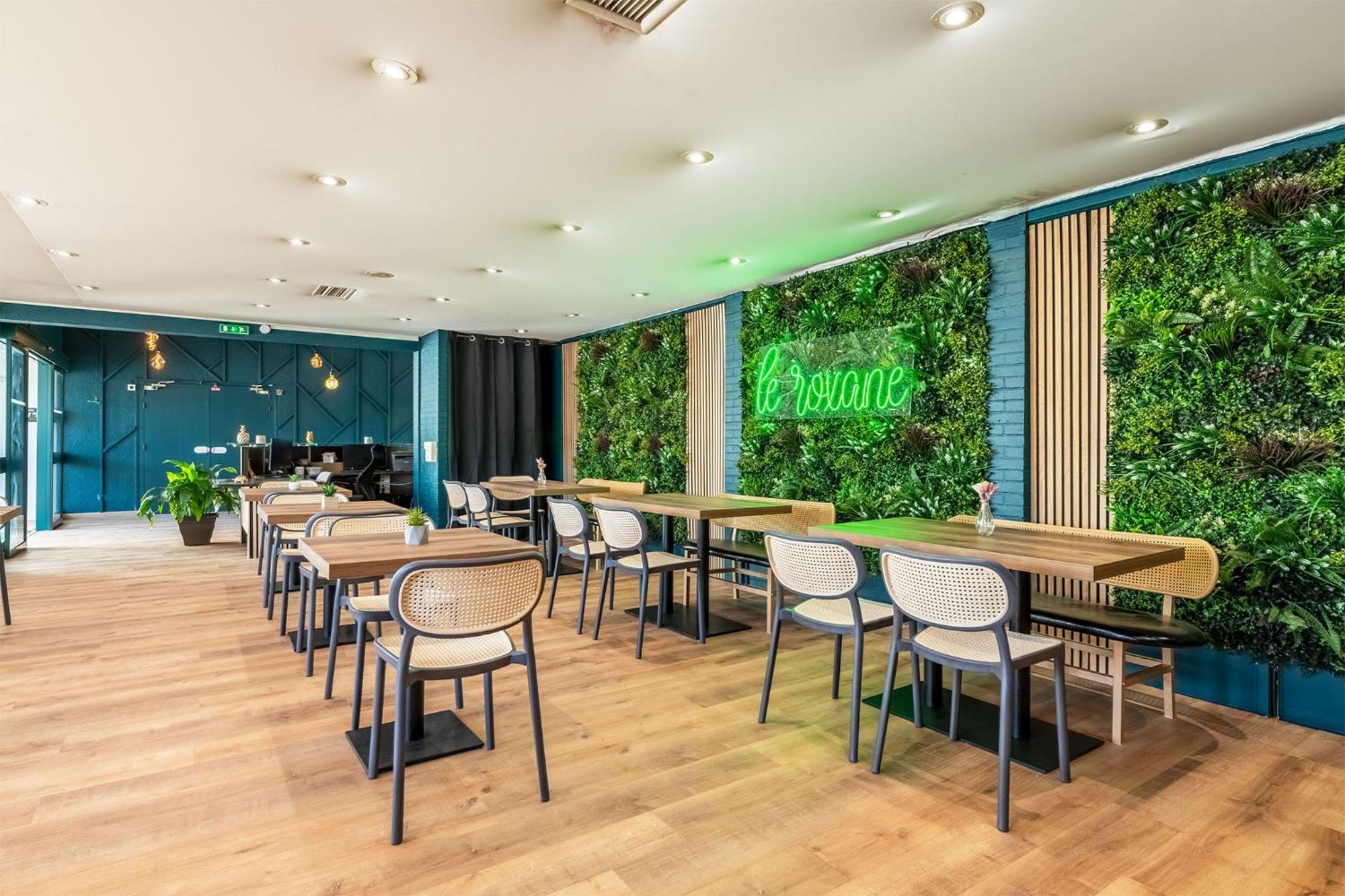 Le Roxane Hotel Saint-Laurent-des-Vignes Kültér fotó