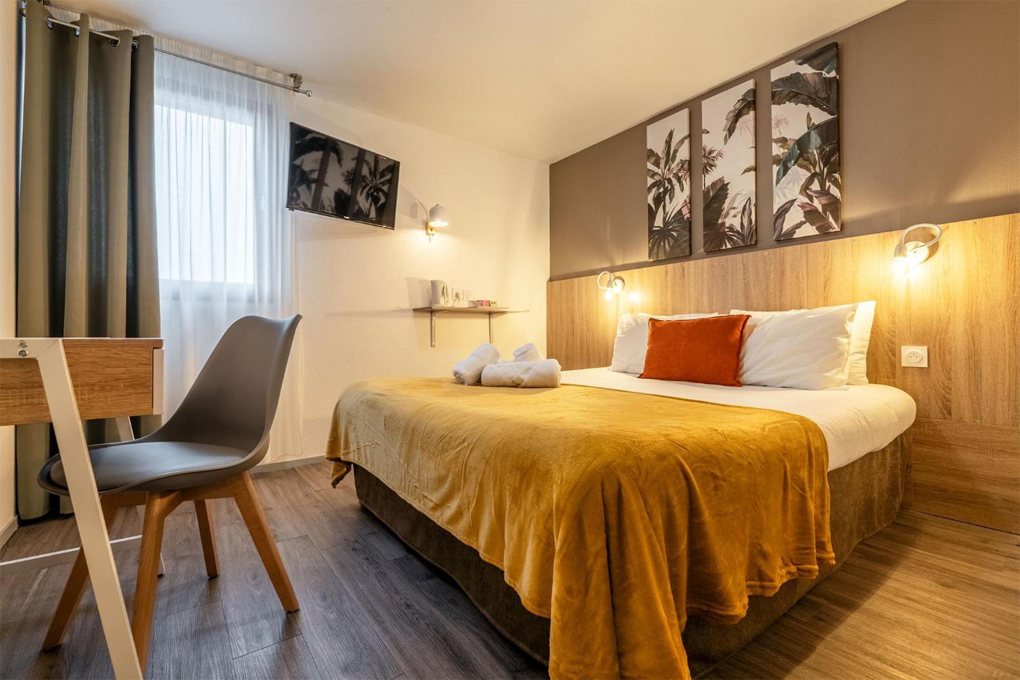 Le Roxane Hotel Saint-Laurent-des-Vignes Kültér fotó