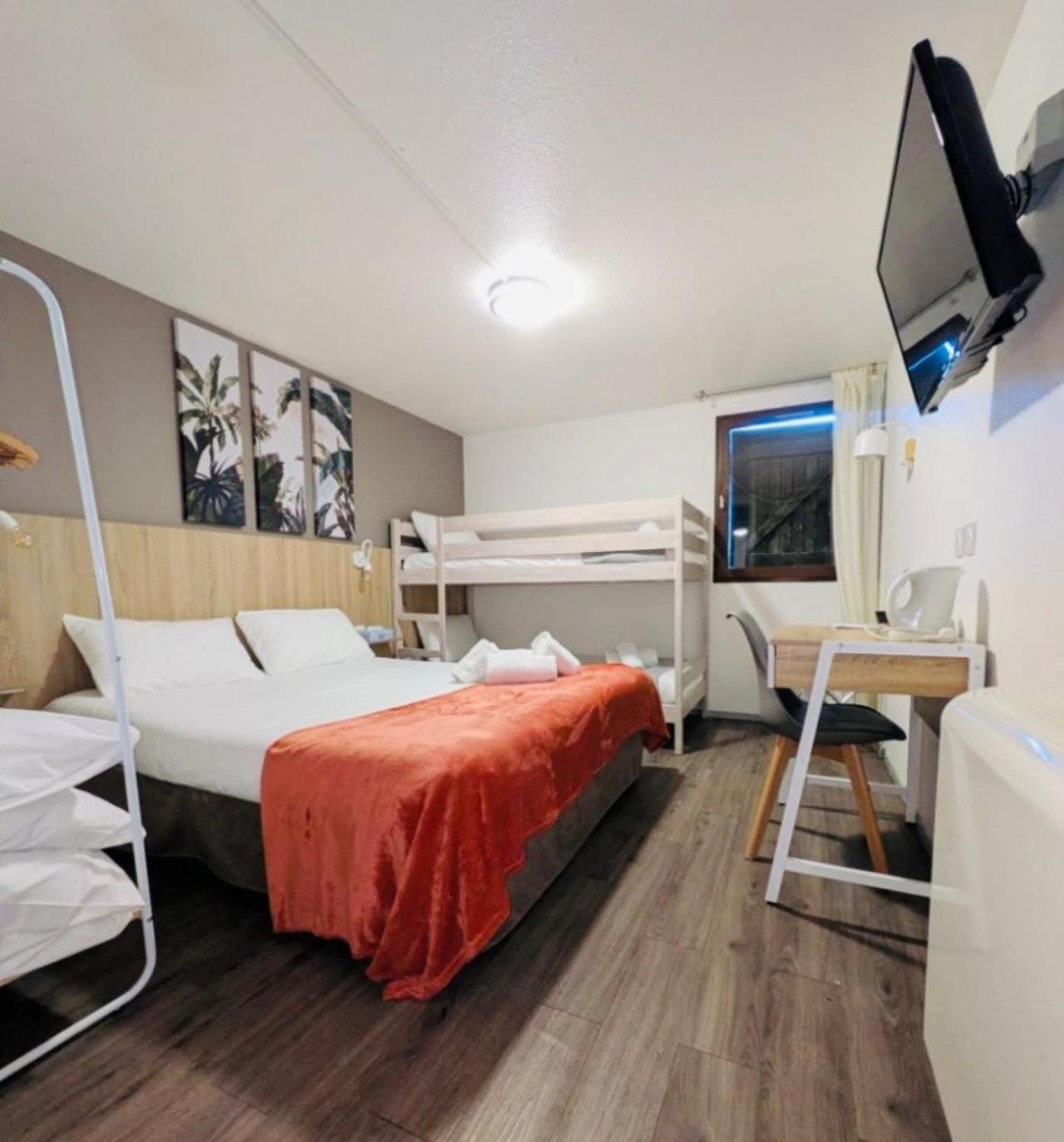 Le Roxane Hotel Saint-Laurent-des-Vignes Kültér fotó