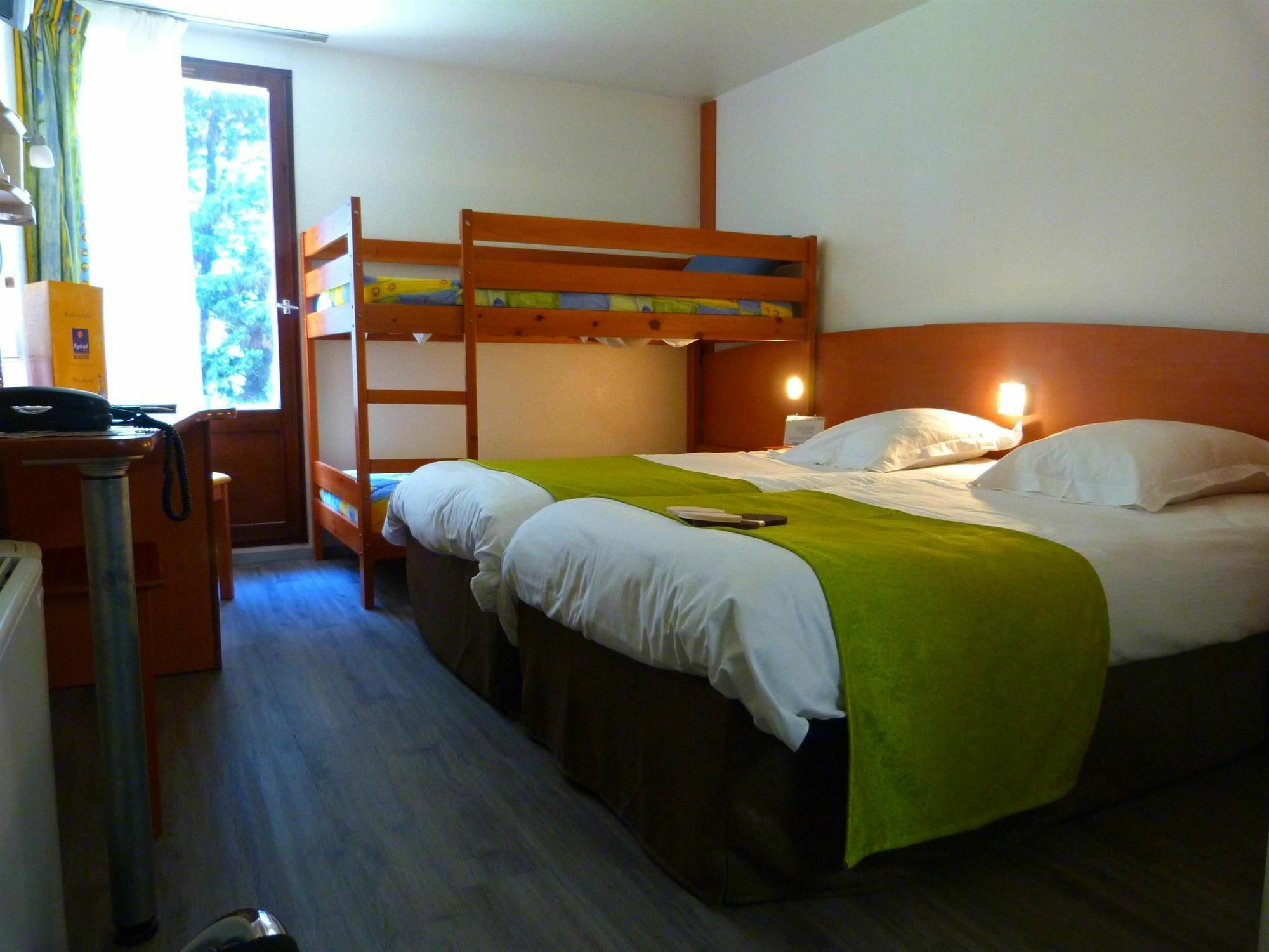 Le Roxane Hotel Saint-Laurent-des-Vignes Kültér fotó